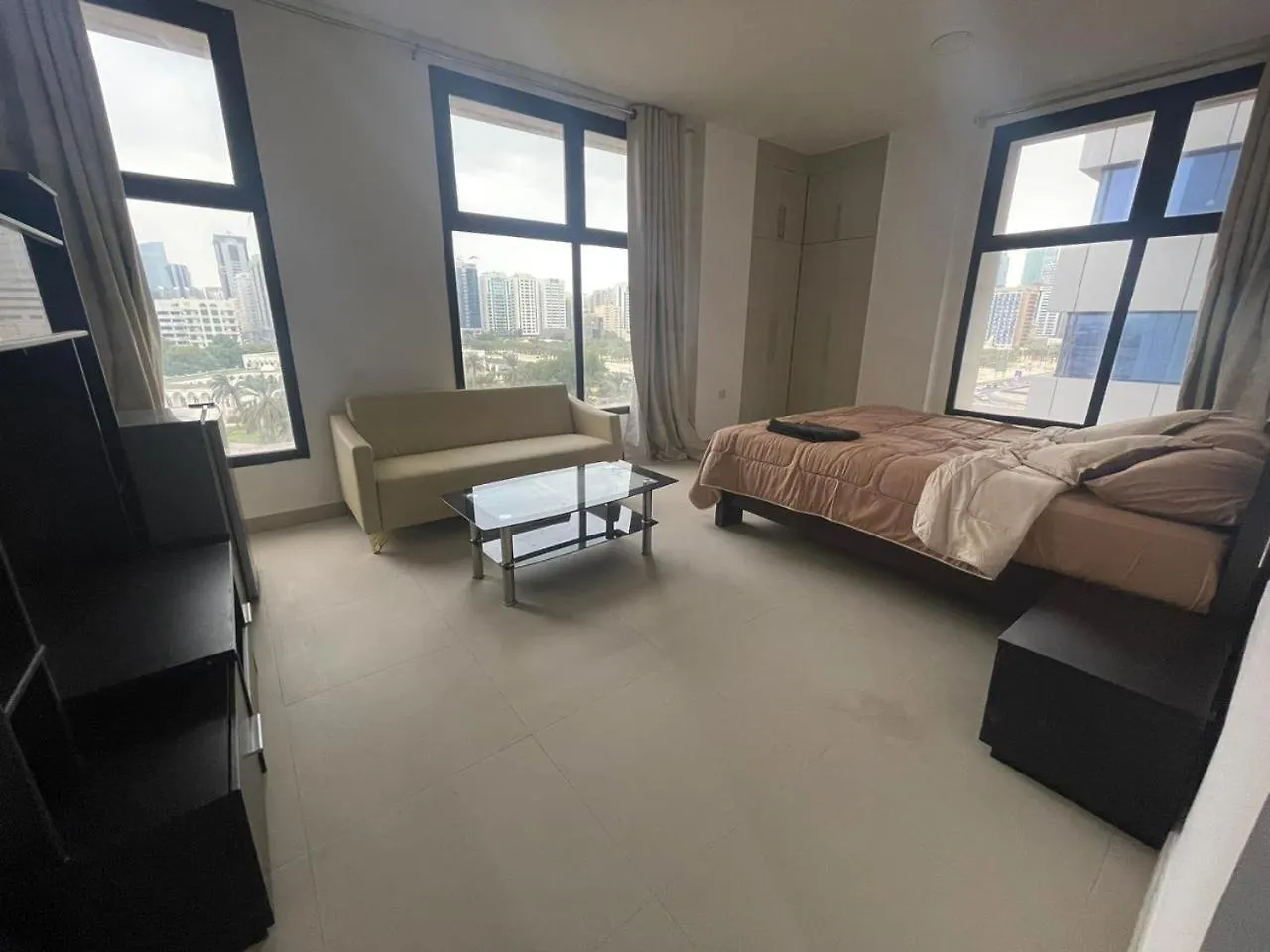 Heart Of Abu Dhabi - Elite Community Hostel Ηνωμένα Αραβικά Εμιράτα